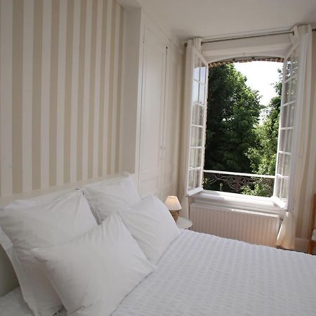 Saint-Martin-aux-Chartrains Manoir Le Mesnil Bed & Breakfast エクステリア 写真