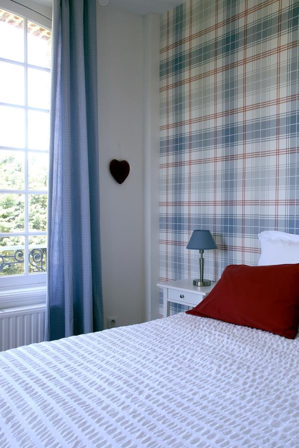Saint-Martin-aux-Chartrains Manoir Le Mesnil Bed & Breakfast エクステリア 写真