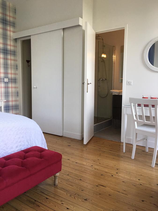 Saint-Martin-aux-Chartrains Manoir Le Mesnil Bed & Breakfast エクステリア 写真