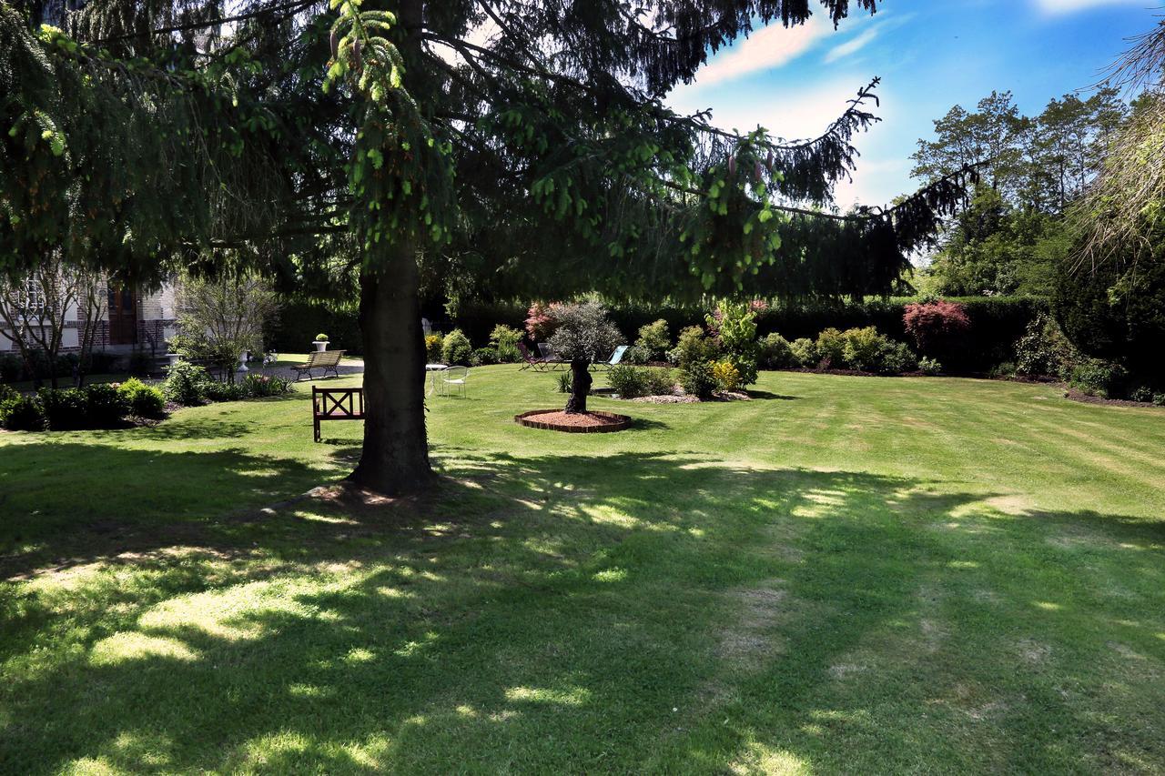 Saint-Martin-aux-Chartrains Manoir Le Mesnil Bed & Breakfast エクステリア 写真